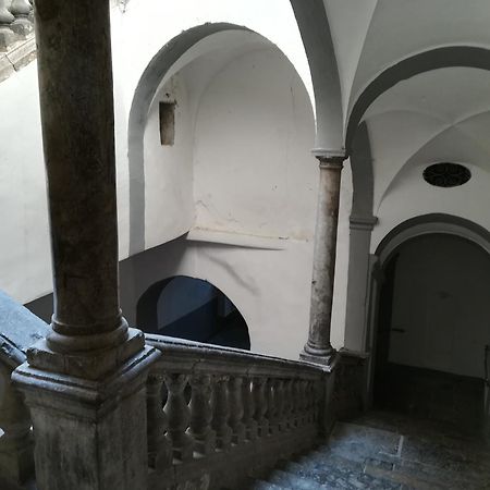 Ferienwohnung Casa In Palazzo Graffeo Eva Palermo Exterior foto